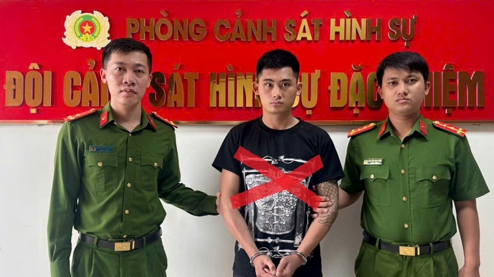 Bắt giữ đối tượng truy nã lẩn trốn tại phường Việt Hòa, Hải Phòng